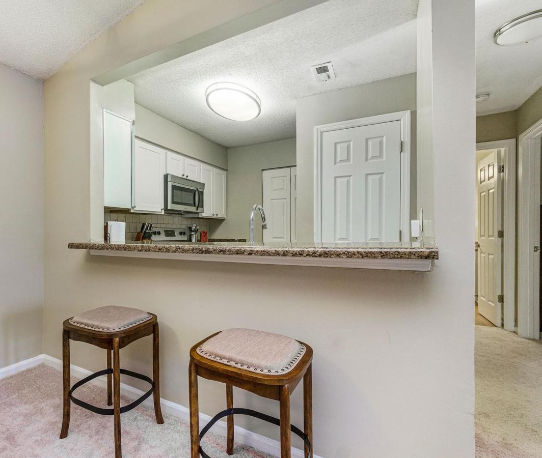 Charming Apartment With Wi-Fi Charlotte Ngoại thất bức ảnh